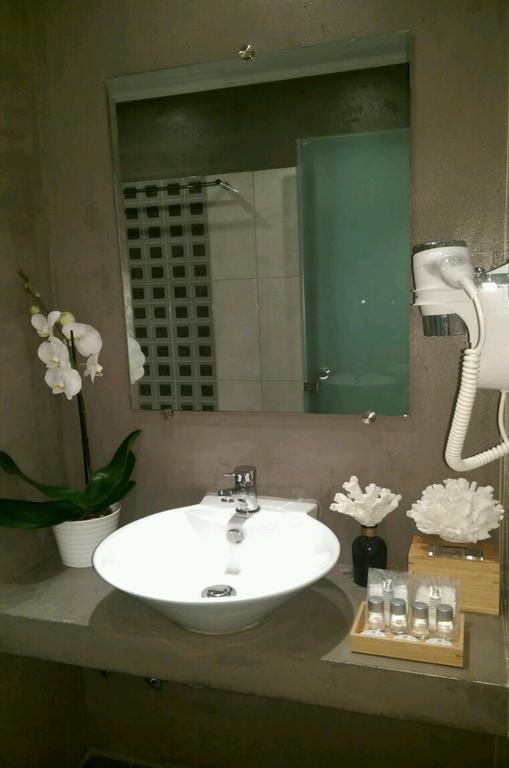 Galaxy City Hotel Liménasz Kültér fotó